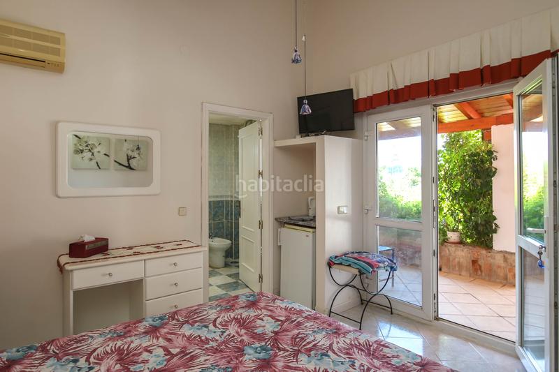 Foto f6a03356-3b82-495f-9dbe-2725f9d34a01. Maison avec cheminée parking piscine dans Cártama