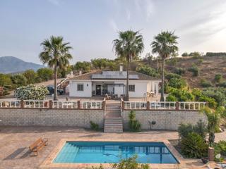 Casa  Avenida de andalucía. Chalet independiente con impresionantes vistas panorámicas