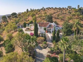 Maison  Avenida de andaluca. Propiedad impecable, recientemente renovada, con vistas espectac
