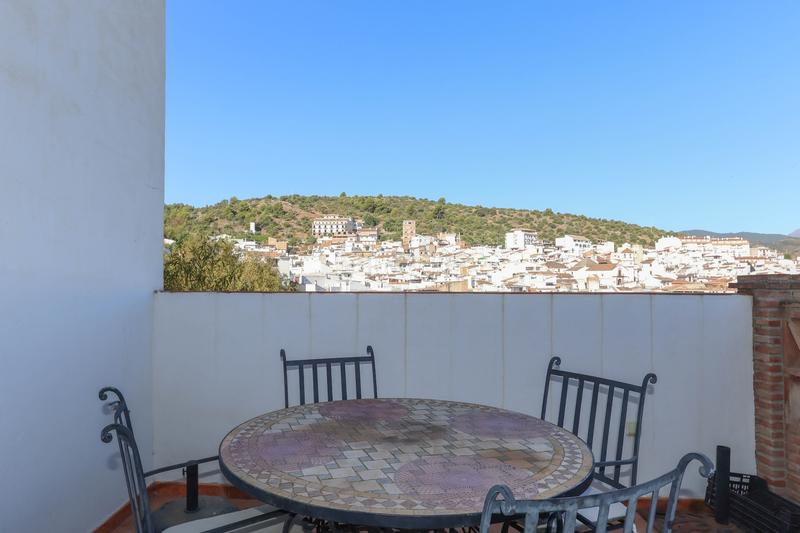 Foto 141ebbfb-c235-4413-8427-6a188d1f9fcd. Casa fantástica casa adosada en Guaro