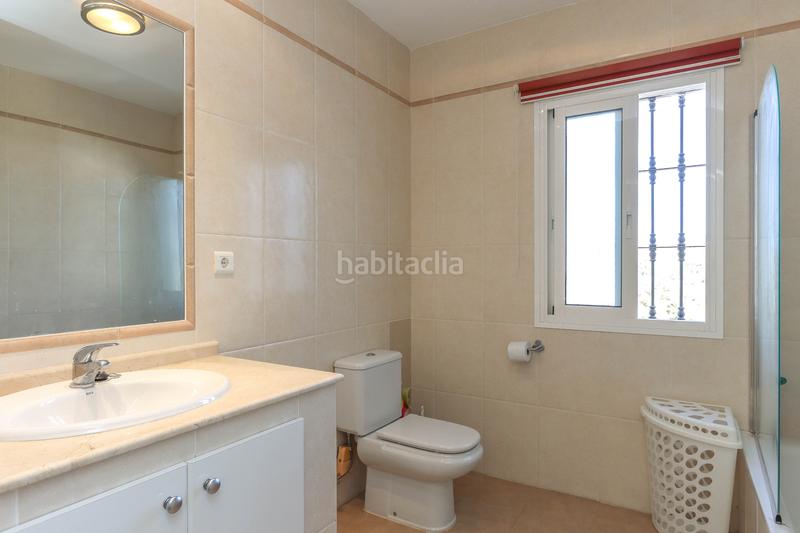 Foto aa68ce5e-03ed-4f26-bd9b-eee5b65c74e5. Casa fantástica casa adosada en Guaro