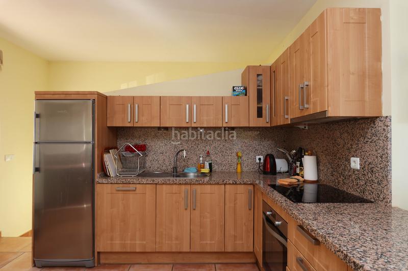 Foto d68905e5-f4af-4276-8dd2-bc2d555bf341. Casa fantástica casa adosada en Guaro