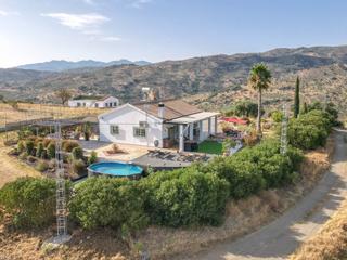 Maison  Calle chopillos. Impecable villa con impresionantes vistas panorámicas
