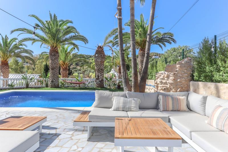 Foto 5bf2b278-a3eb-4167-ac5a-291d382f80bb. Chalet avec cheminée parking piscine dans Centro Alhaurín el Grande