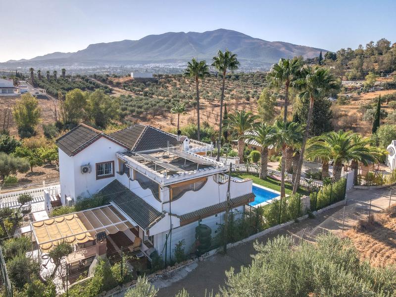 Foto 676af91f-32a8-453f-bf14-4066f09f45b0. Chalet avec cheminée parking piscine dans Centro Alhaurín el Grande