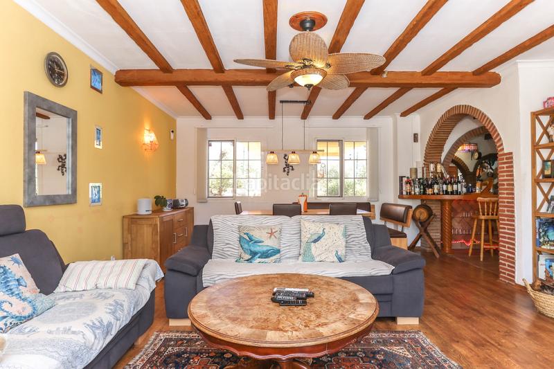 Foto b73770dd-67a5-4188-9ceb-1c96d99ceb31. Chalet avec cheminée parking piscine dans Centro Alhaurín el Grande