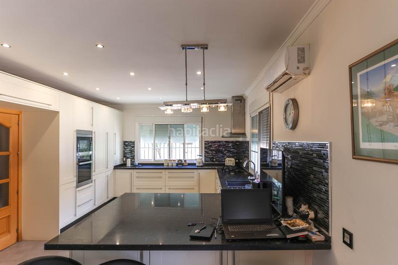 Foto 79792eb4-8767-435b-8ace-326f35714823. Casa amb xemeneia aparcament piscina a Centro Alhaurín el Grande