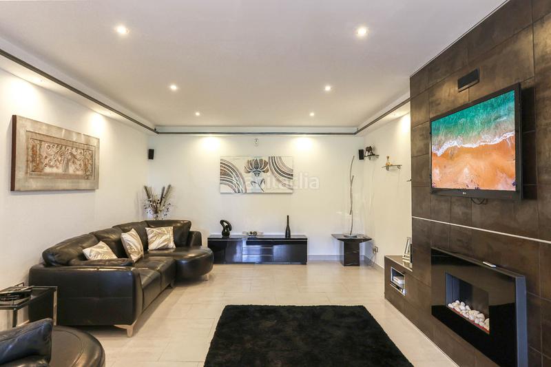 Foto dc97d123-6067-40c8-bf88-5721910f5adc. Casa amb xemeneia aparcament piscina a Centro Alhaurín el Grande