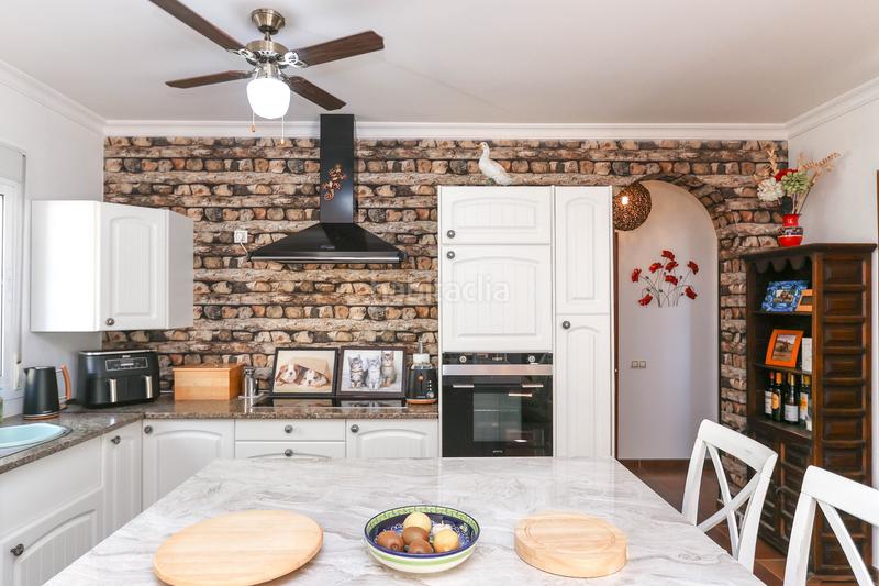 Foto 588094db-2000-46c4-a4c5-40aa9533cb38. Casa finca independiente con impresionantes vistas panorámicas en Tolox