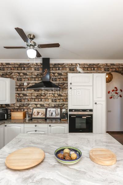 Foto b18251d5-52ad-4aa0-ae94-f279d20f44f9. Casa finca independiente con impresionantes vistas panorámicas en Tolox