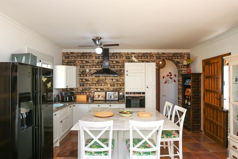 Foto ecfa85c3-e295-4be6-a6dd-49a16bfd4be0. Casa finca independiente con impresionantes vistas panorámicas en Tolox