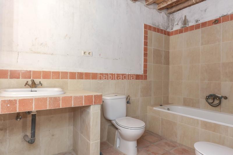 Foto 5e5cd04f-1ab4-424c-8174-871df77cfd85. Casa aparellada a Casarabonela