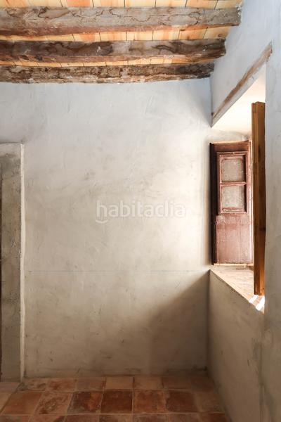 Foto b80ddc82-0d64-460e-a3d1-8386efdc0820. Casa aparellada a Casarabonela