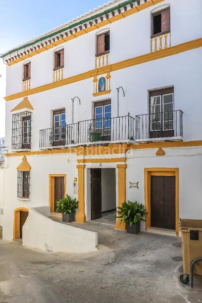 Foto e58385a9-9756-4893-a07e-6343dc164e49. Casa aparellada a Casarabonela