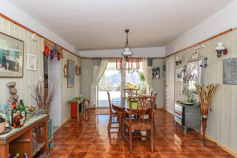 Foto ced96695-ea83-4e4a-b5b2-c7aa1d2d8ae4. Casa a schiera con camino parcheggio piscina in Guaro