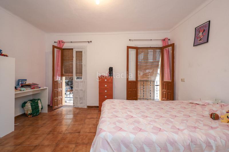 Foto f0ee884d-0333-4515-bab8-0734d48fbfd1. Towny house in Guaro