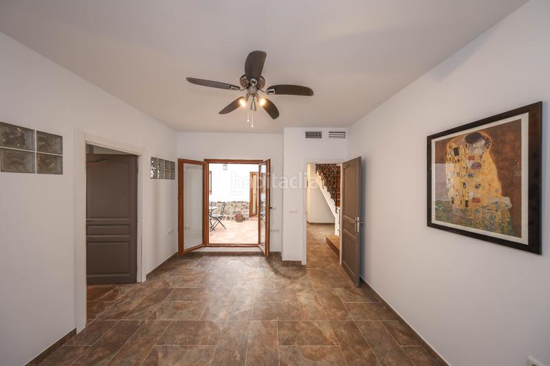 Foto b46ddd13-34fd-4327-a515-8c328eaf7710. Towny house in Guaro