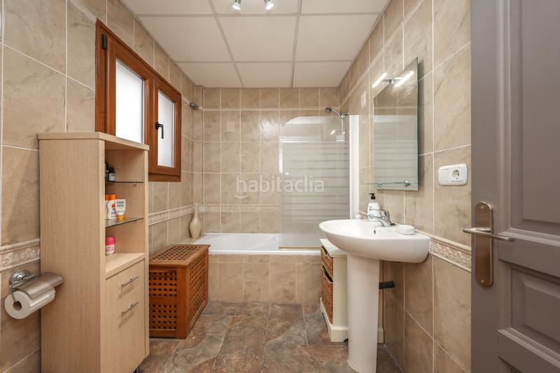 Foto e5f88022-41f0-4908-979b-2ecf982b5034. Towny house in Guaro