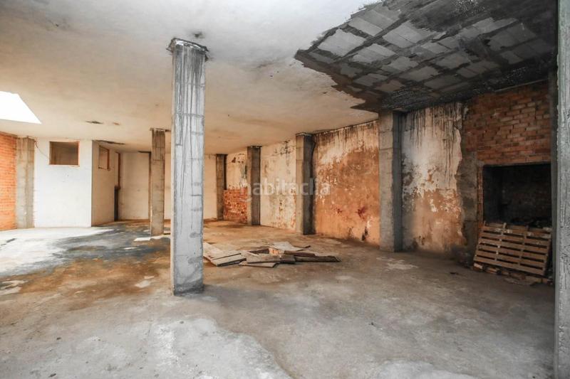 Foto df28ef42-f9ba-4668-b45e-f2b118c59b1d. Local comercial almacén increíblemente grande en Guaro