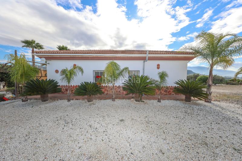 Foto 6298b091-6fa5-4bc8-915d-0a3a938fe375. Casa ¡dos casas en una! en Cártama