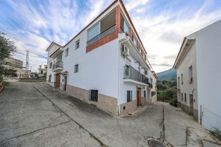 Haus  Calle puerto egido. Espaciosa casa adosada en tolox