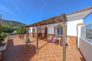 House  Diseminado poligono 38. Finca independiente espaciosa