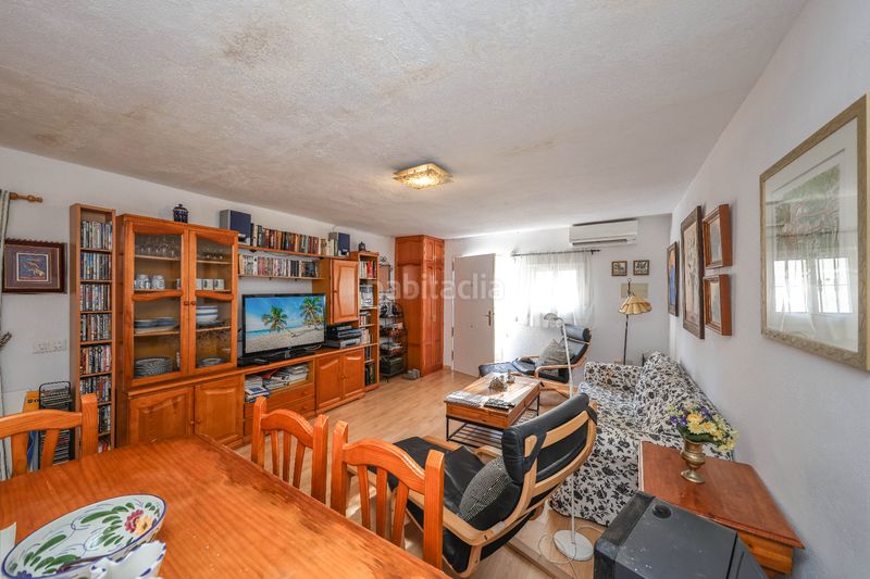 Foto 56023bdf-cd3c-4660-944b-fc90a88d08d0. Casa a Guaro