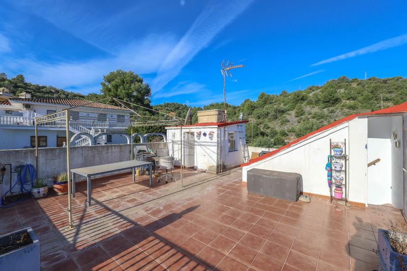 Foto b08bfe00-6feb-4ed2-b960-755fafa8d9d2. Casa a Guaro