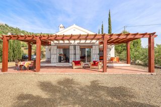 Casa  Calle chopillos. Finca independiente