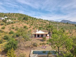 Casa  Calle chopillos. Finca independiente