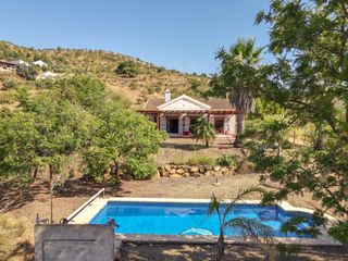 Casa  Calle chopillos. Finca independiente