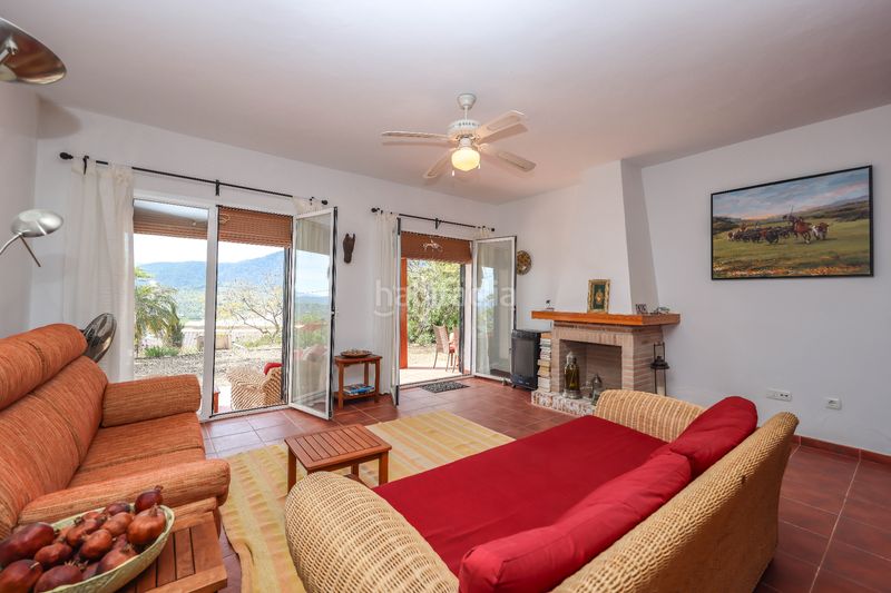 Foto a1047fe1-1bf3-48f5-84a5-1770f0dd4ce6. Casa amb piscina a Tolox