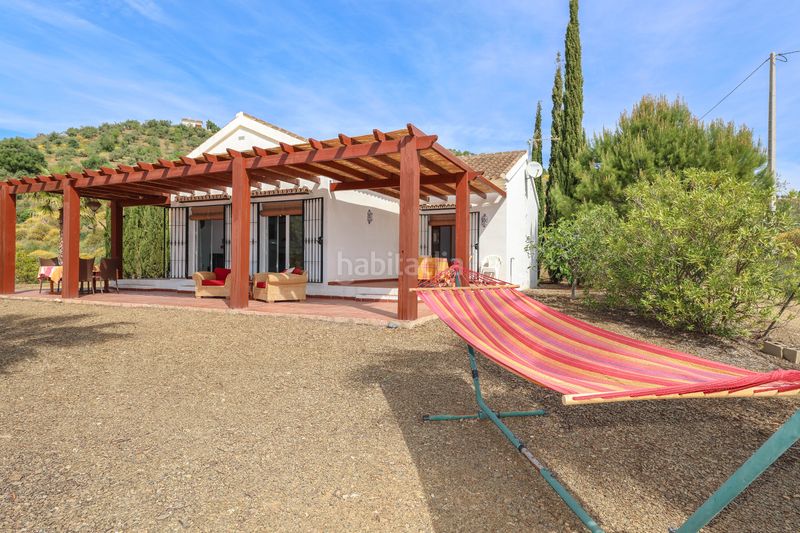 Foto eb0fa1e4-1c53-4803-99dc-12e6b05a3b2b. Casa amb piscina a Tolox