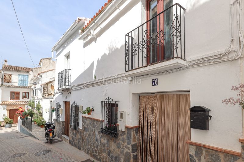 Foto 70d4a2a3-0633-4227-9b9c-42f3281133b1. Casa amb xemeneia a Yunquera