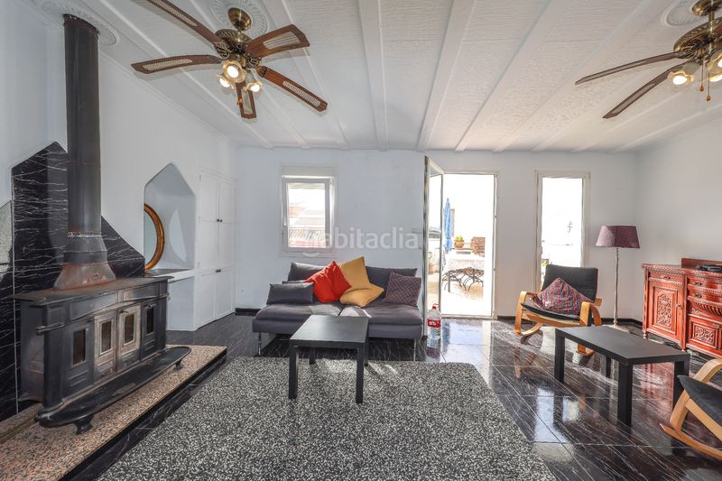 Foto fd44b1f4-db16-493b-8608-719320049df0. Casa amb xemeneia a Yunquera