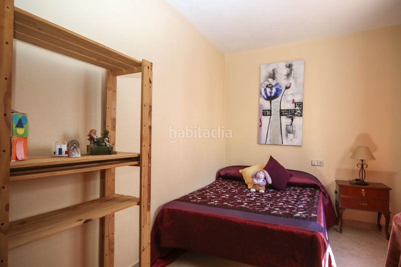 Foto 00aae50a-cde7-45e0-84da-417705ba1ee1. Casa amb aparcament a Alozaina