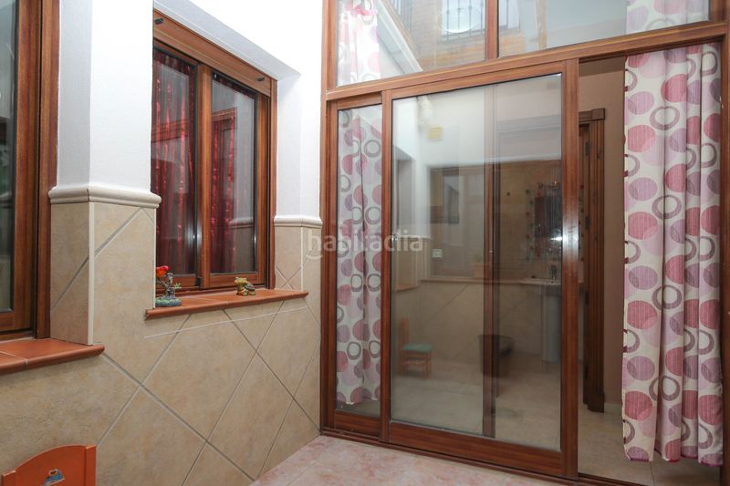 Foto 0c00e36d-d922-4d52-b6ed-cc5ff62629a7. Casa amb aparcament a Alozaina