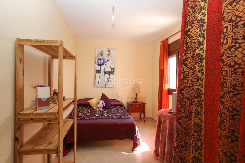 Foto 1de9ef31-f21b-420d-908e-9e9ccbb90714. Casa amb aparcament a Alozaina