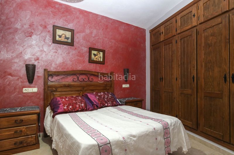 Foto 68598cc9-1617-4abb-a6e6-4c9857508950. Casa amb aparcament a Alozaina