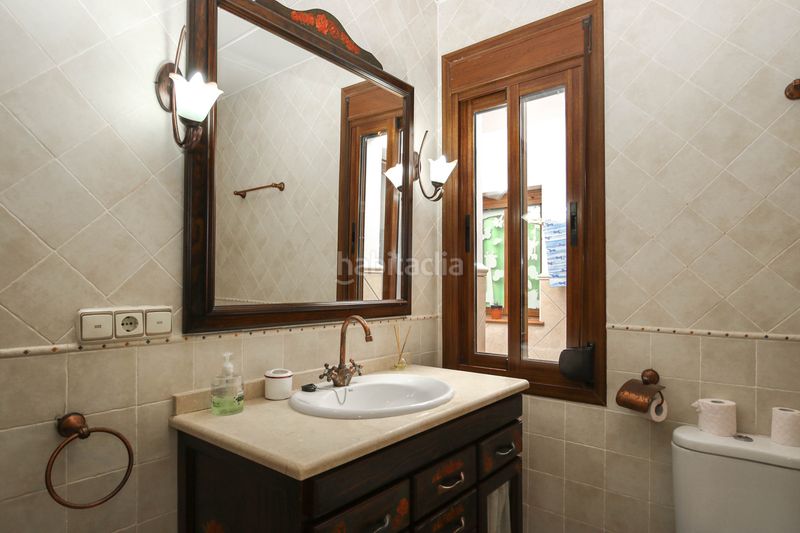 Foto 8ef90052-97c7-4cdb-9a4e-8c806212b545. Casa amb aparcament a Alozaina