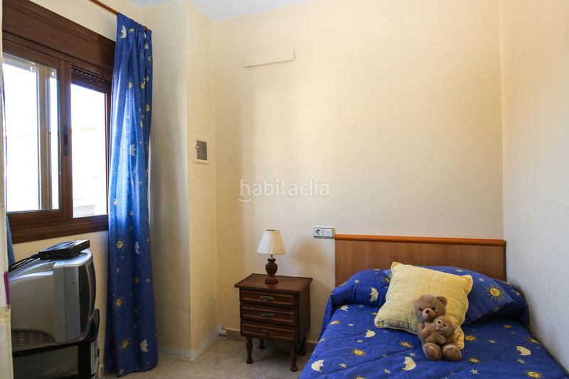 Foto a6ea4cba-d2da-4bf2-97a3-4bb53f980a42. Casa amb aparcament a Alozaina