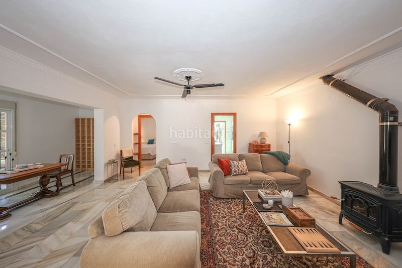 Foto 0316924c-8dda-4e04-9e6b-2bd4e9ca5551. Casa amb xemeneia aparcament piscina a Guaro