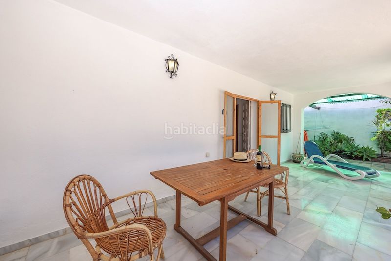Foto 165ed783-d2ed-4f53-a7b6-79e0281cef2b. Casa amb xemeneia aparcament piscina a Guaro