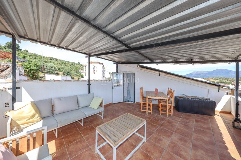 Foto e328a33f-0265-4df0-98d9-7fc3f885c3fd. Casa a Guaro