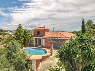 Xalet  Calle luna. Villa independiente en monda