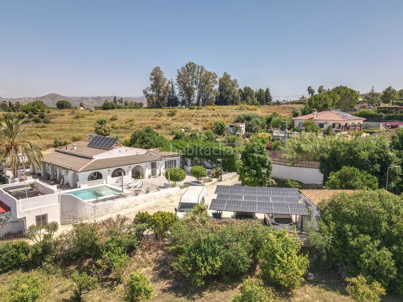 Foto e12a25a1-5e6f-4cd2-a33c-d068a5afd85f. Casa amb aparcament piscina a Cártama pueblo Cártama