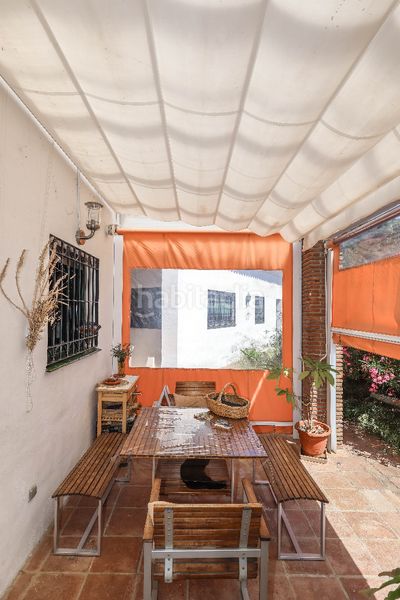 Foto c11b6bca-f49f-4346-abd3-325eabcb653e. Casa amb aparcament piscina a Monda