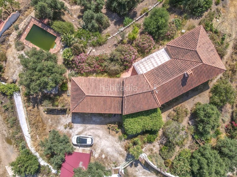 Foto f4cebc5d-5f64-45d7-b6e0-97722b6ab706. Casa amb aparcament piscina a Monda