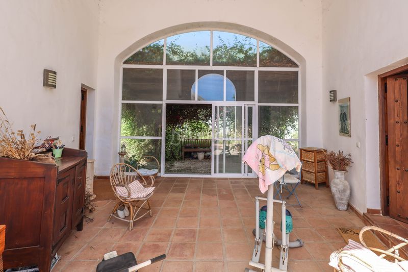 Foto f6267206-1ed3-4553-9feb-b8b1868b529a. Casa amb aparcament piscina a Monda