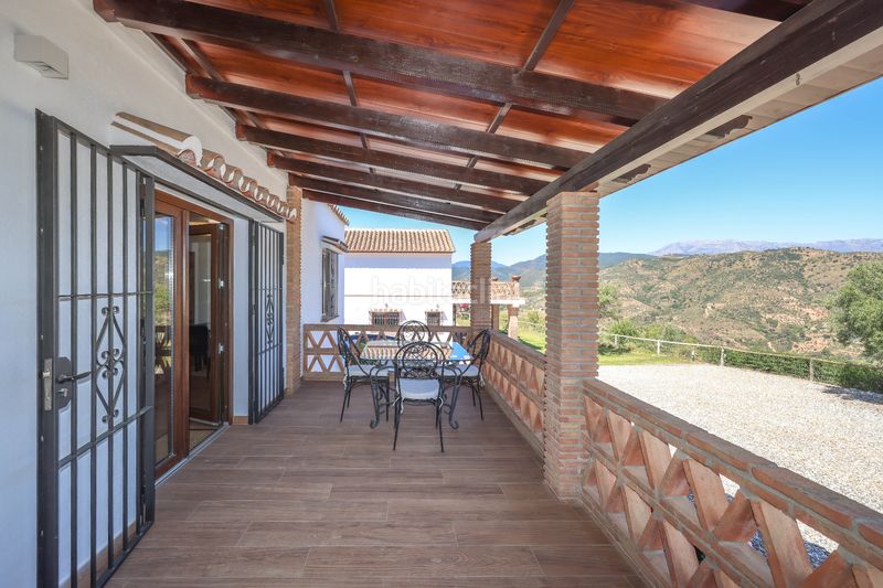 Foto d7345702-4157-4843-8ae2-fdf4acf8ce02. Casa amb xemeneia aparcament piscina a Guaro